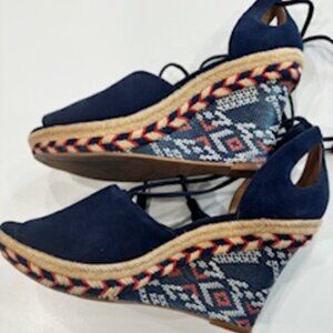 Cabi #6001 Isla Wedge Espadrille Wedge Sandle